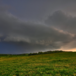 Bouřková oblačnost a podvečení shelfcloud 26. 4. 2011